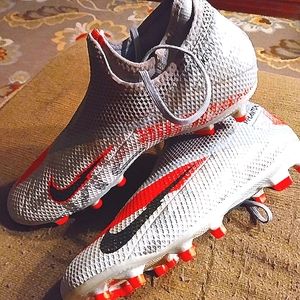 Soccer cleats